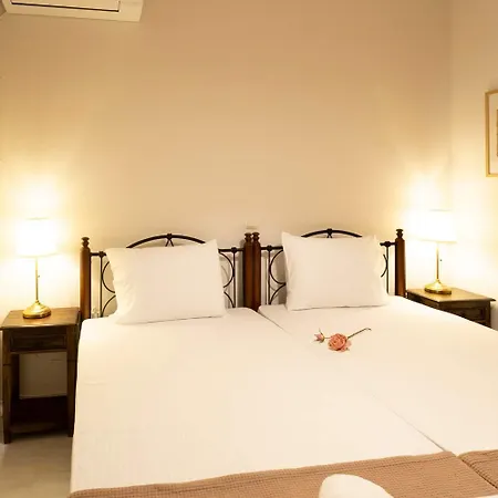 Feriehus Stone Haven - Seafront Waves' Embrace Verga Kalamata