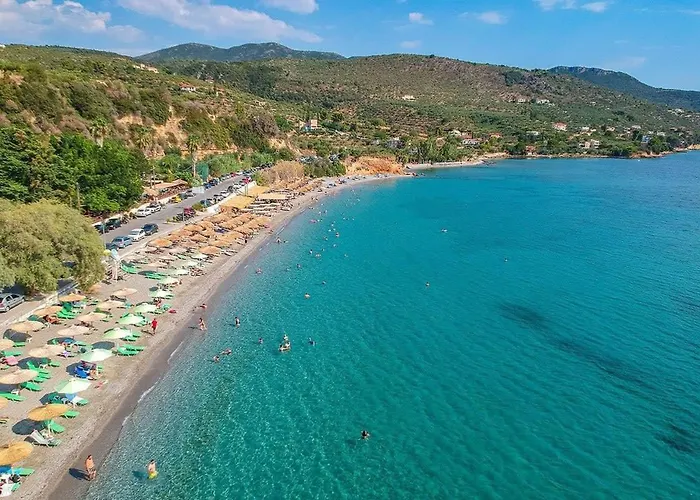 Seafront Verga Stone Haven - Waves' Embrace * Verga Kalamata