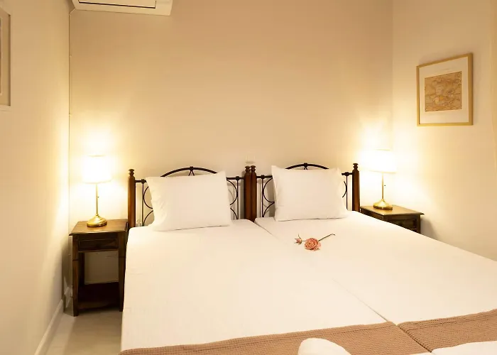 Дом отдыха Stone Haven - Seafront Waves' Embrace Верга-Каламата